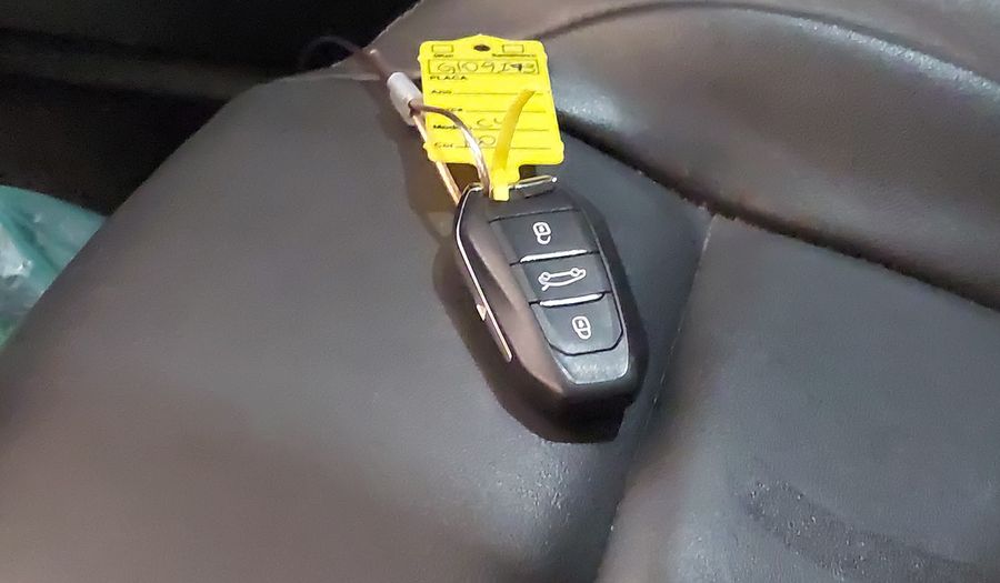 Citroen C4 Lounge 1.6 SHINE AUTO Sedan 2019