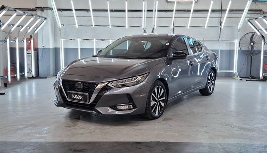 Nissan • Sentra