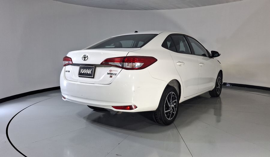 Toyota Yaris 1.5 S Sedan 2021