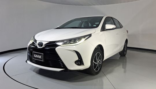 Toyota • Yaris
