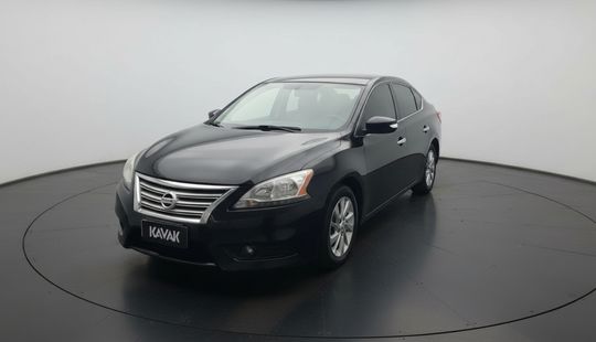 Nissan • Sentra