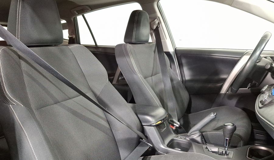 Toyota Rav4 2.5 XLE AWD AT Suv 2017