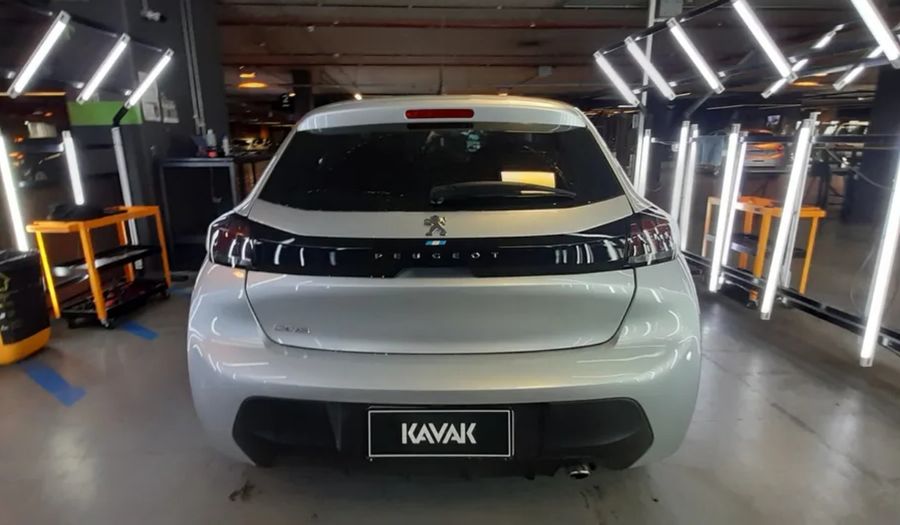 Peugeot 208 1.6L ALLURE Hatchback 2022