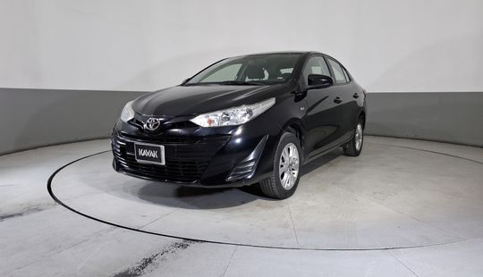 Toyota • Yaris
