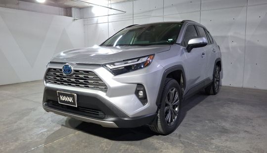 Toyota • RAV4