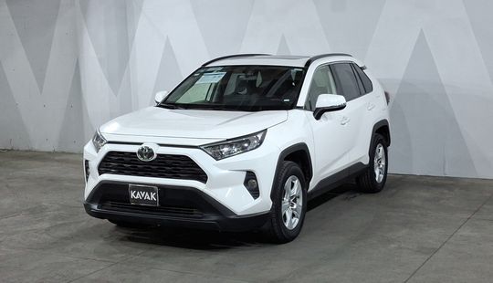 Toyota • RAV4