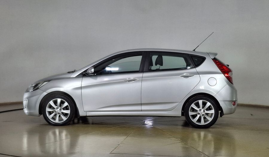 Hyundai Accent 1.6 RB GLS FULL Hatchback 2015