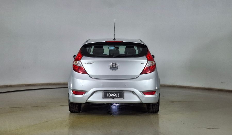 Hyundai Accent 1.6 RB GLS FULL Hatchback 2015