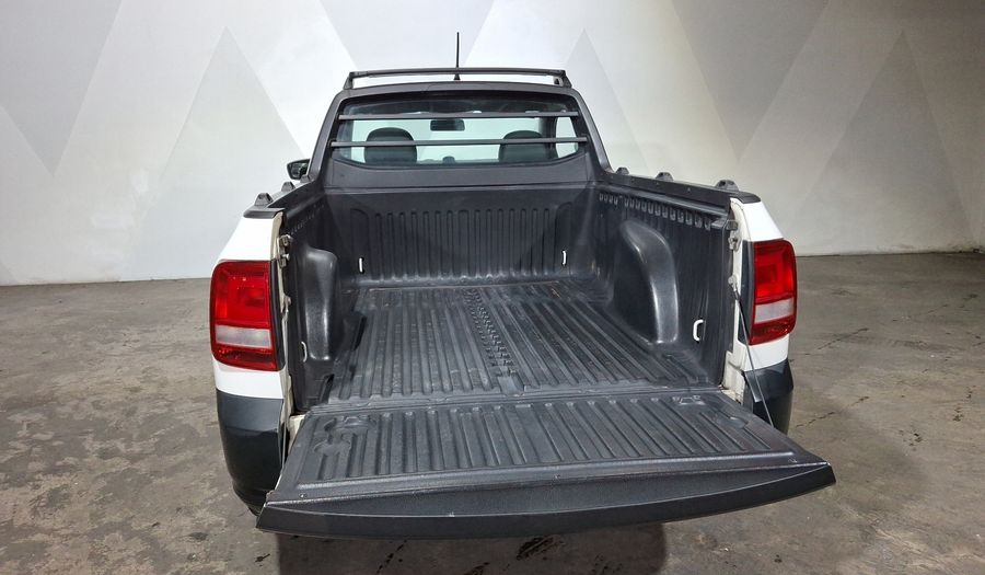 Volkswagen Saveiro 1.6 ROBUST CABINA SENCILLA Pickup 2022