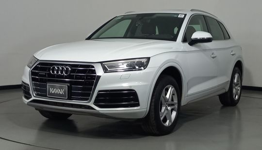 Audi • Q5