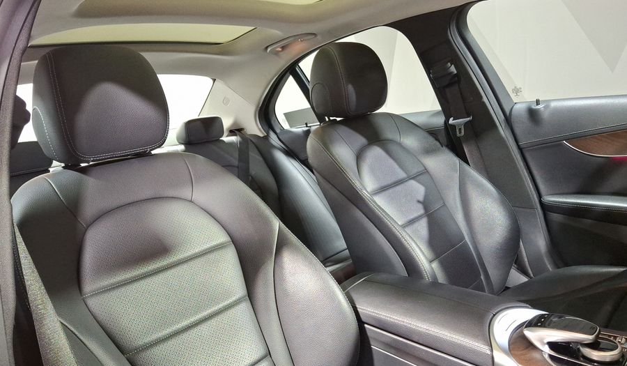 Mercedes Benz Clase C 2.0 200 EXCLUSIVE AUTO Sedan 2020