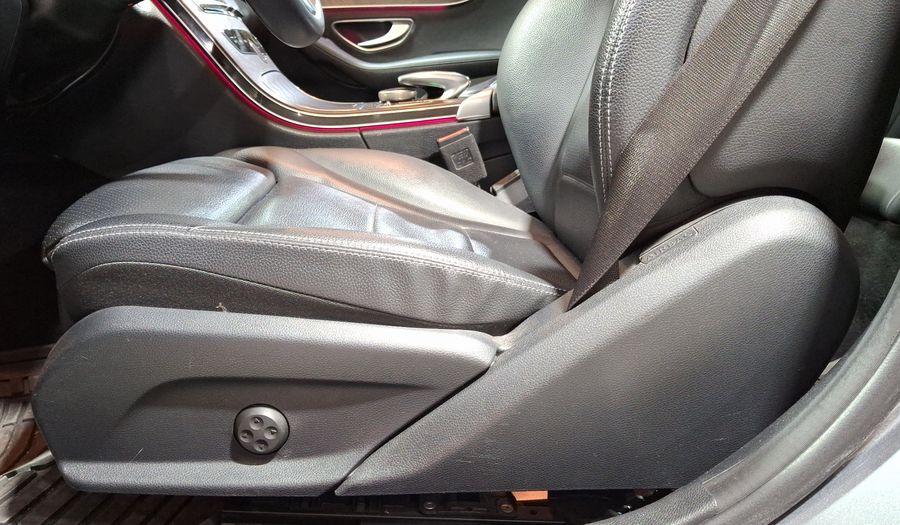 Mercedes Benz Clase C 2.0 200 EXCLUSIVE AUTO Sedan 2020