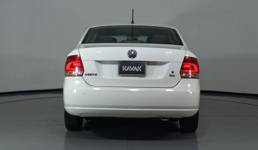 Volkswagen Vento 1.6 HIGHLINE TDI MT Sedan 2015