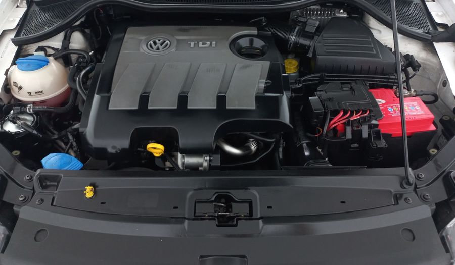 Volkswagen Vento 1.6 HIGHLINE TDI MT Sedan 2015