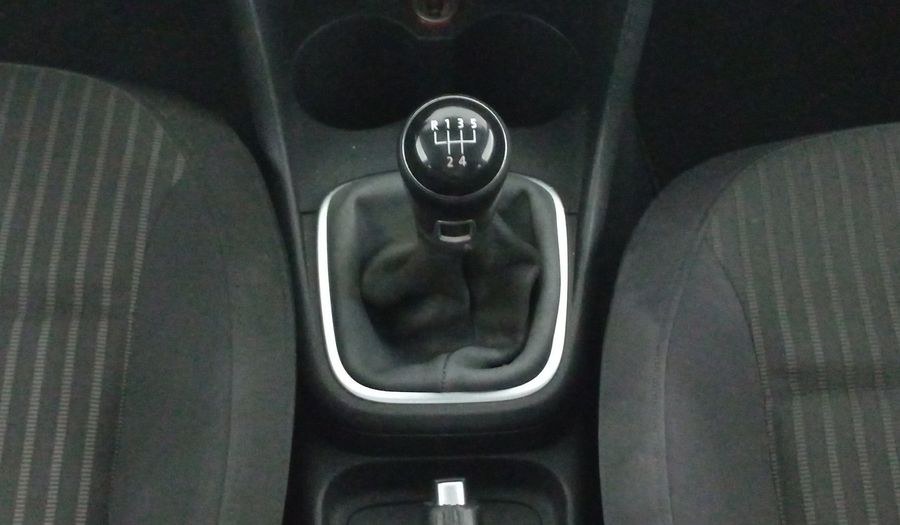 Volkswagen Vento 1.6 HIGHLINE TDI MT Sedan 2015