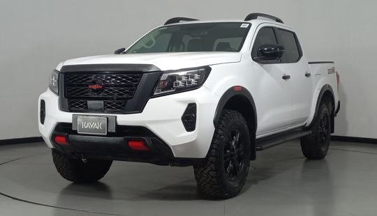 Nissan • Frontier