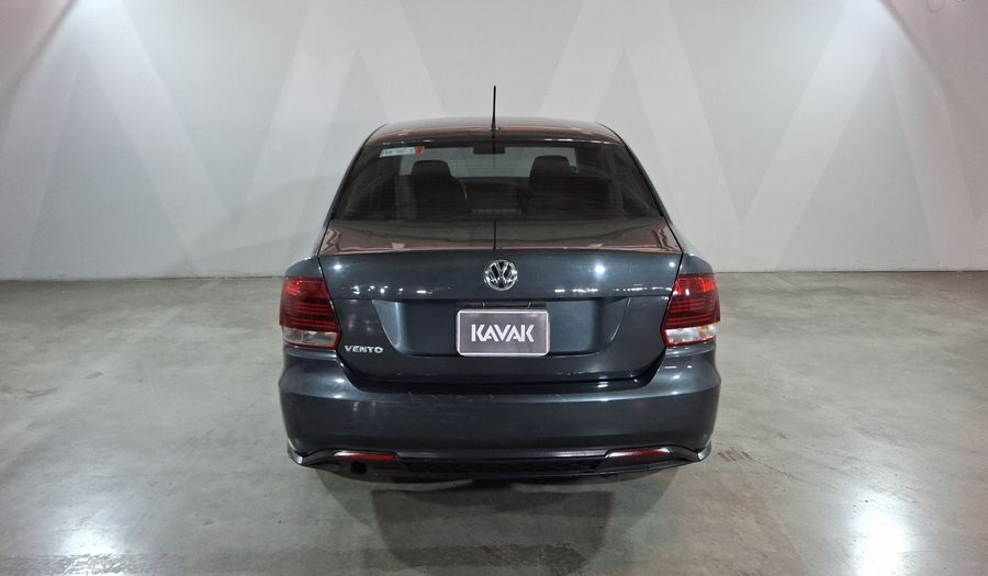Volkswagen Vento 1.6 STARTLINE AUTO Sedan 2021