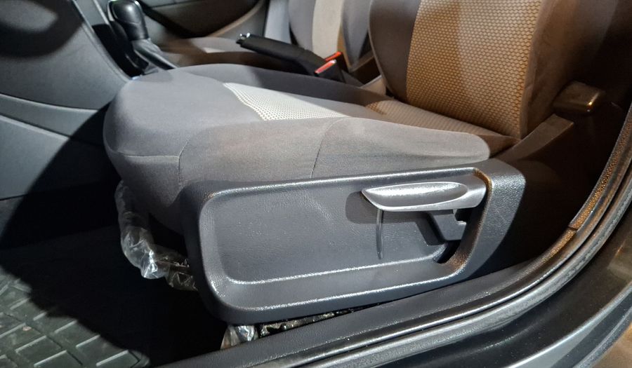 Volkswagen Vento 1.6 STARTLINE AUTO Sedan 2021