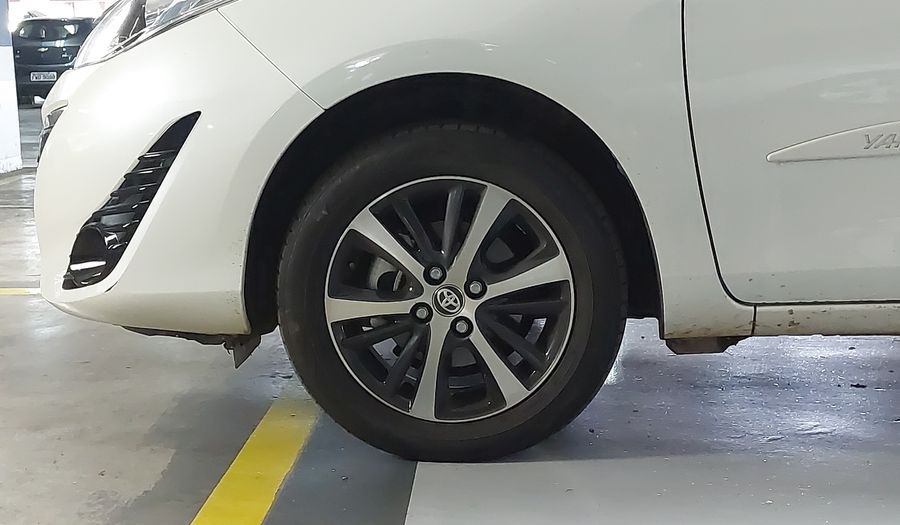 Toyota Yaris 1.5 XLS CVT Hatchback 2019