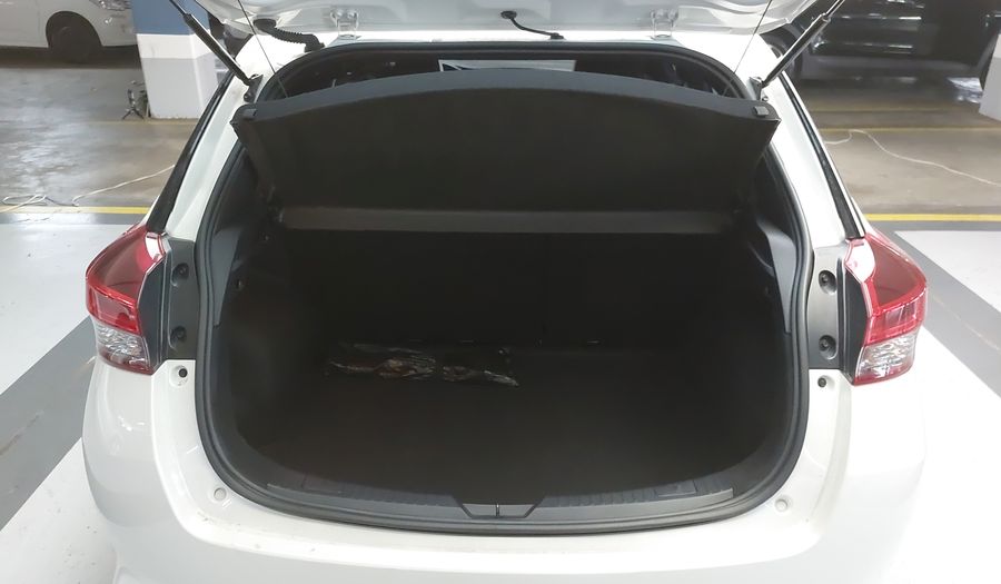Toyota Yaris 1.5 XLS CVT Hatchback 2019