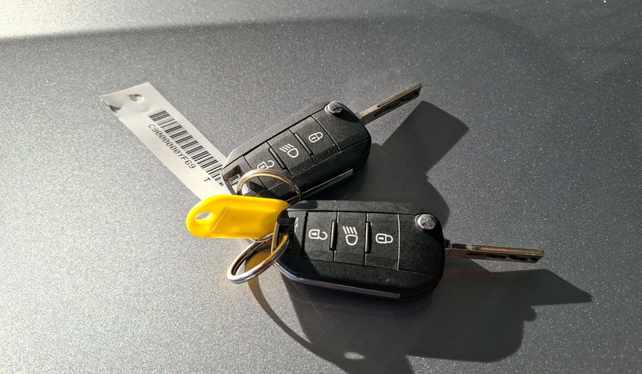 Peugeot 3008 1.6 THP ALLURE TIPTRONIC Suv 2020