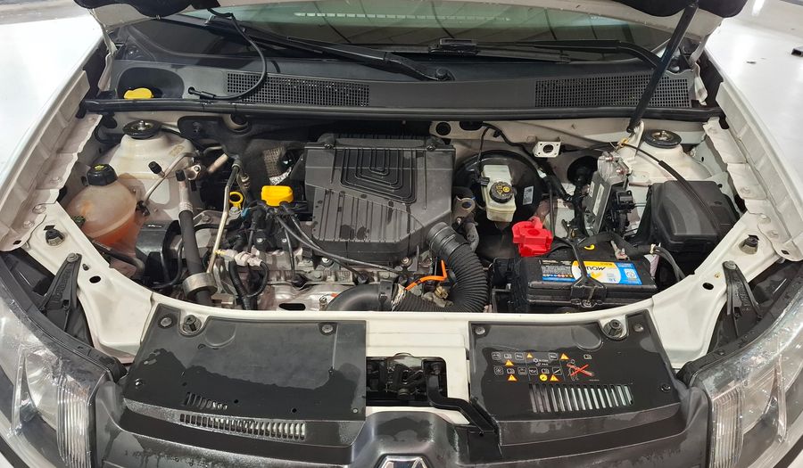 Renault Sandero 1.6 DYNAMIQUE Hatchback 2017