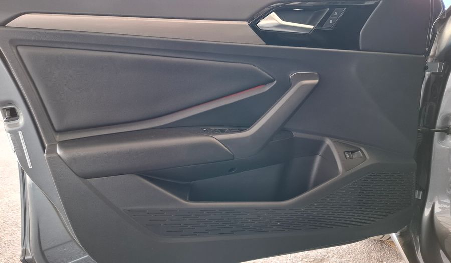 Volkswagen Vento 1.4 TSI HIGHLINE 250 AUTO Sedan 2021
