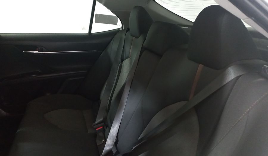 Toyota Camry 2.5 LE AUTO Sedan 2020