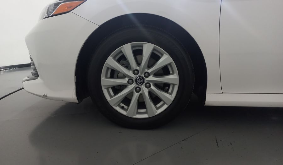 Toyota Camry 2.5 LE AUTO Sedan 2020