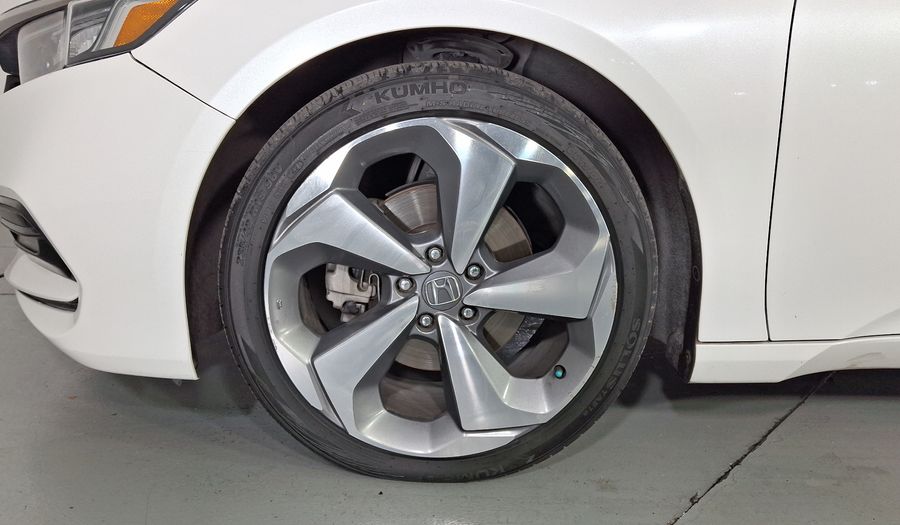 Honda Accord 2.0 TOURING AUTO Sedan 2020