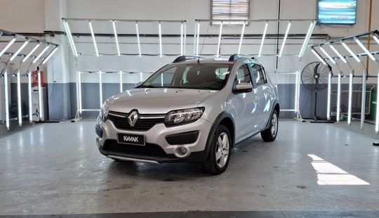 Renault • Sandero Stepway
