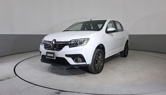 Renault • Logan