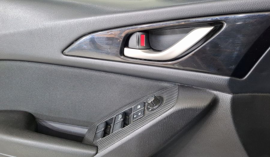 Mazda 3 2.0 SEDAN I TM Sedan 2015