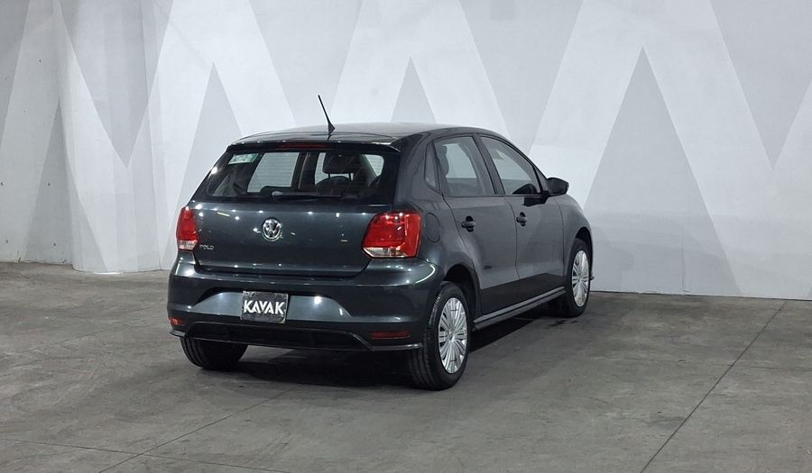 Volkswagen Polo 1.6 STARTLINE AUTO Hatchback 2020