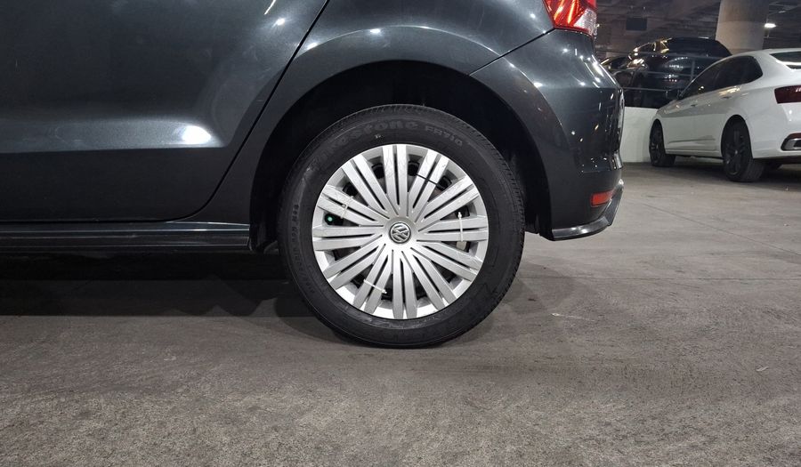 Volkswagen Polo 1.6 STARTLINE AUTO Hatchback 2020