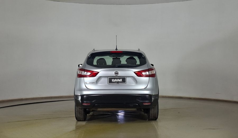 Nissan Qashqai 2.0 SENSE Hatchback 2015