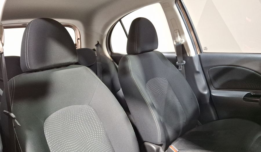 Nissan March 1.6 ADVANCE Hatchback 2021