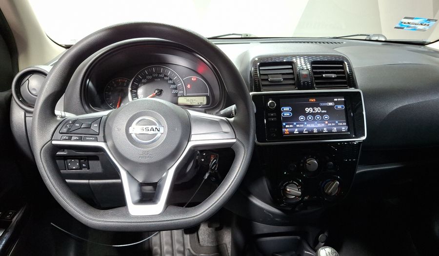 Nissan March 1.6 ADVANCE Hatchback 2021