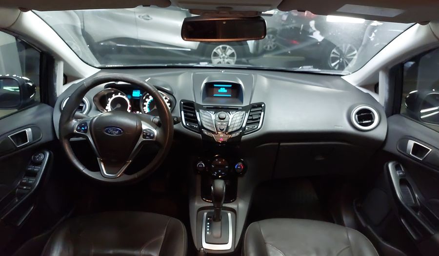 Ford Fiesta 1.6 16V TIVCT TITANIUM Hatchback 2016