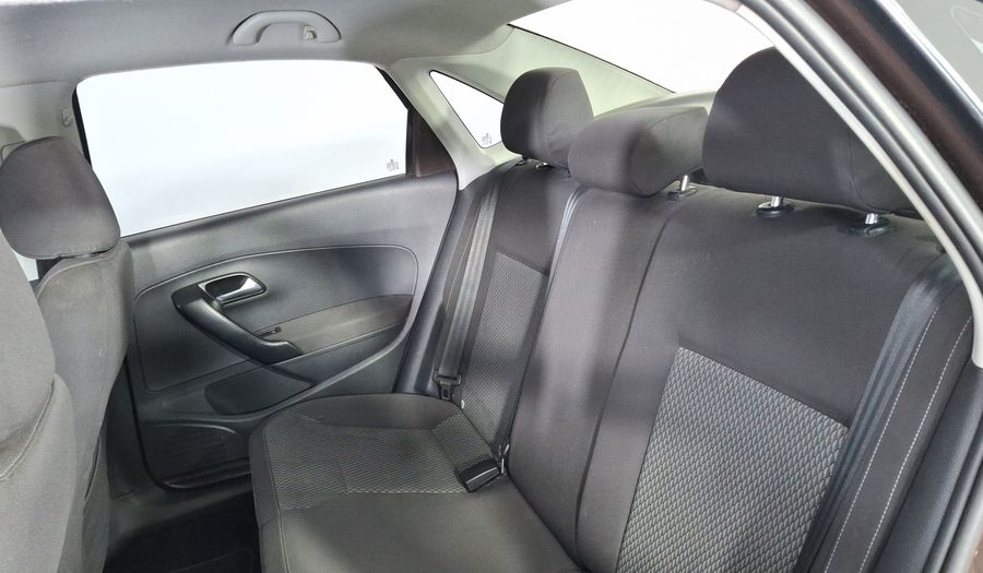 Volkswagen Vento 1.6 HIGHLINE STD. Sedan 2017