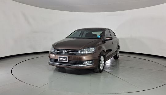 Volkswagen • Vento