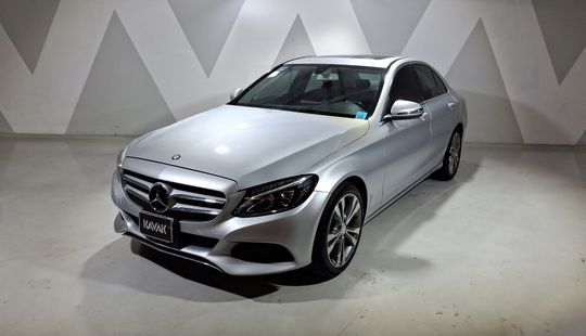 Mercedes Benz • Clase C
