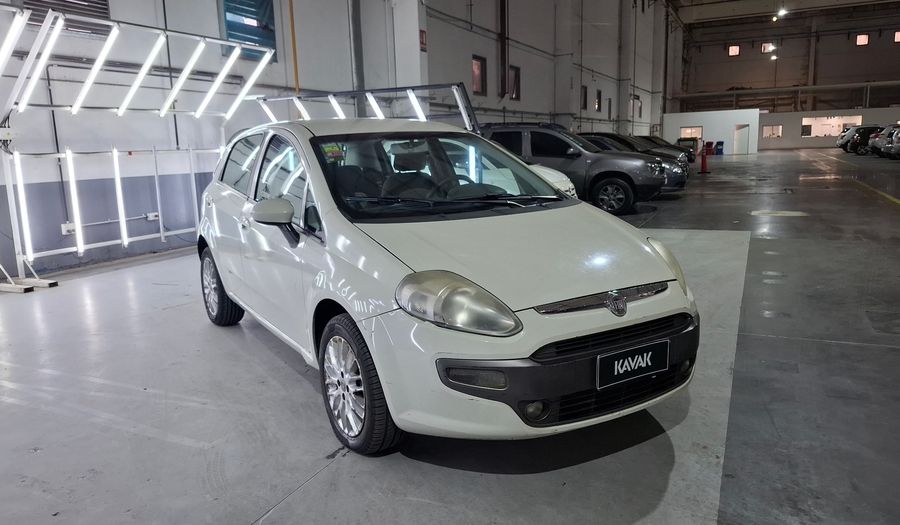 Fiat Punto 1.6 16V ESSENCE 5P Hatchback 2013