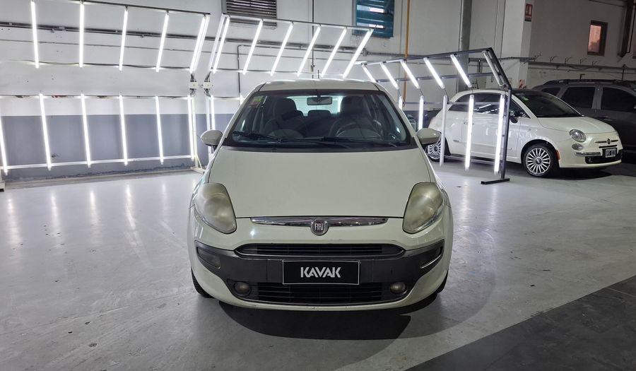 Fiat Punto 1.6 16V ESSENCE 5P Hatchback 2013