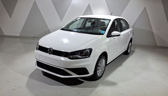 Volkswagen • Vento