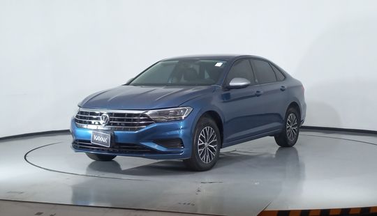 Volkswagen • Jetta