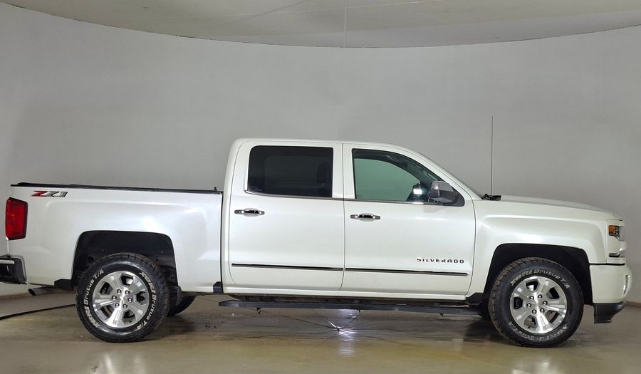 Chevrolet Silverado 5.3 AUTO LT TRAIL BOSS DC 4WD Pickup 2019
