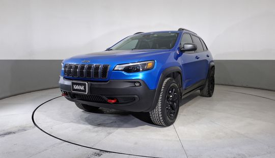Jeep • Cherokee