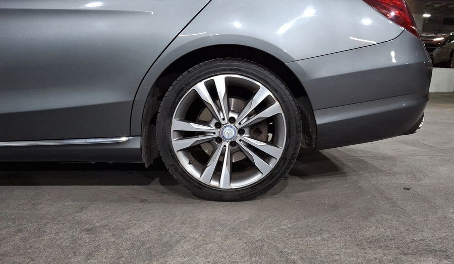 Mercedes Benz Clase C 2.0 200 CGI SPORT AT Sedan 2017