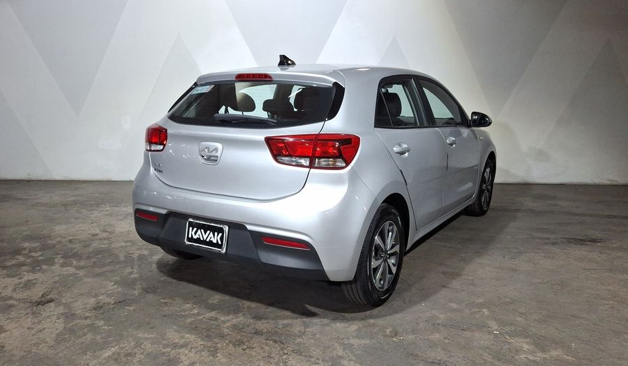 Kia Rio 1.6 LX Hatchback 2022